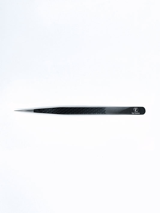 Quilted Isolation Tweezer